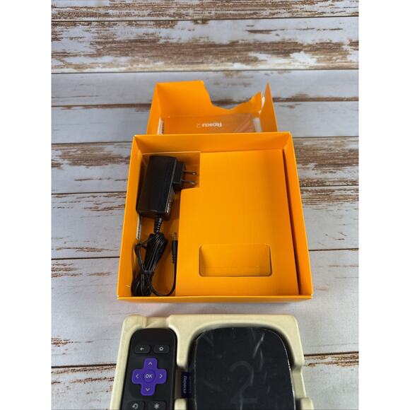 Roku 2 3rd Gen 4210R Black Media Streamer Used Tested No Remote - Picture 3 of 3